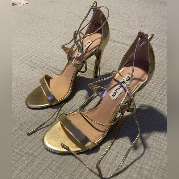 Steve Madden heels size 6 - Picture 2 of 9